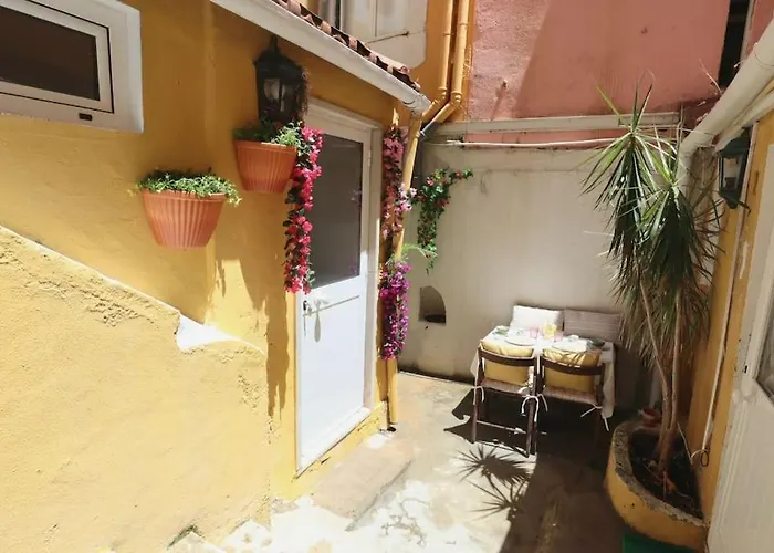 Lisbon Center Balcony Bica