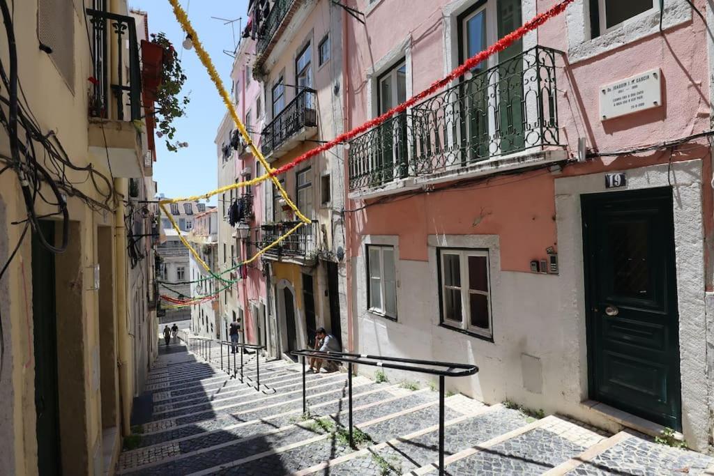 Apartment Center Balcony Bica